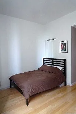 Rented by Urban Living | media 71