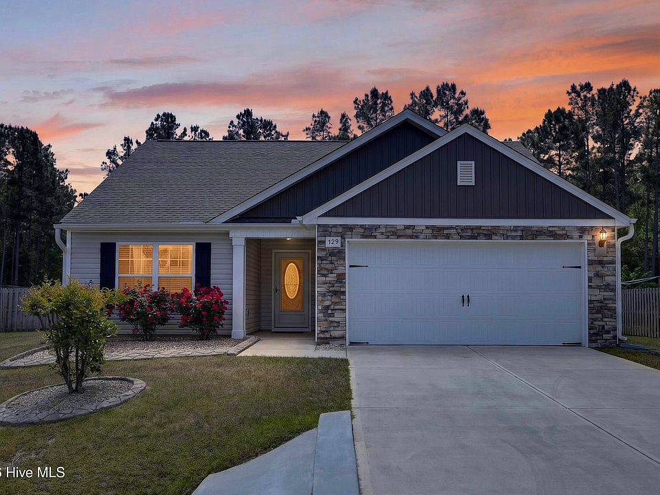 1st image of 429 Poppleton Drive
