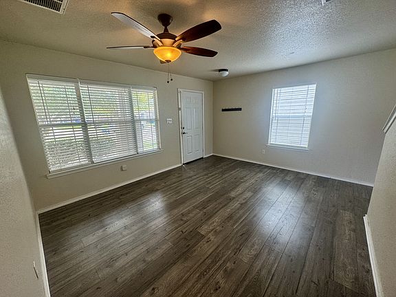 5th image of 8755 Sunview Park
