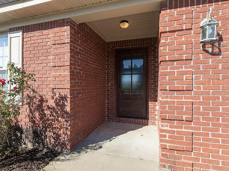123 American Eagle Way — Photo 3