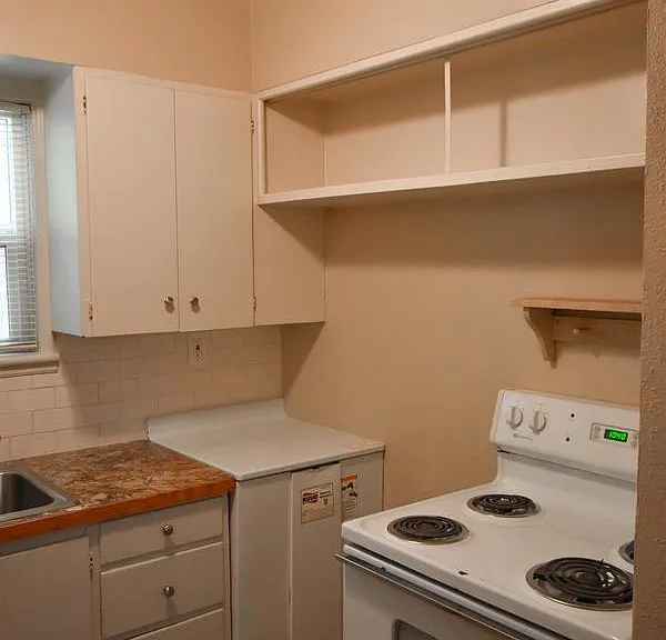 48177 Lauren Dr #4 — Photo 4