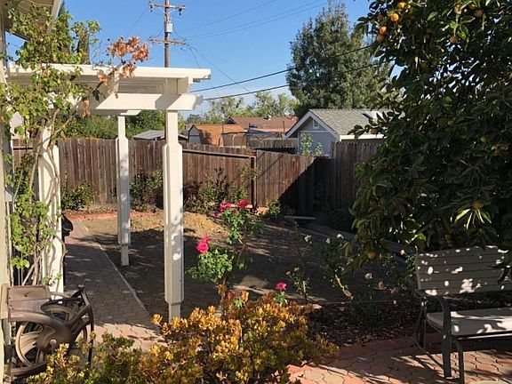 5th image of 224 San Leon Dr