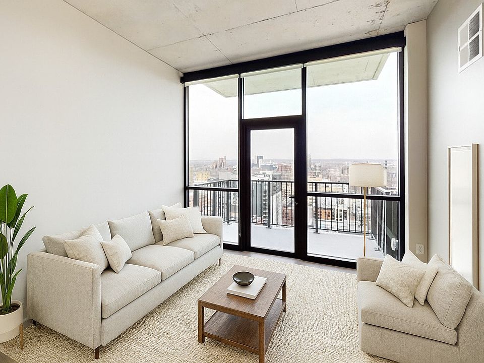 1st image of 700 S 4th St #812