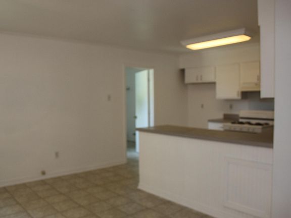 5th image of 2107 Burnell Ct