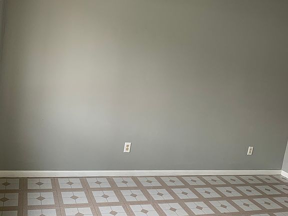 4th image of 205 Sandra Ave APT K2