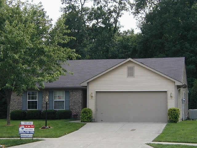 1st image of 8437 W Brook Pointe Ct