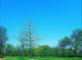 1139 S 22nd St, Clinton, IA 52732