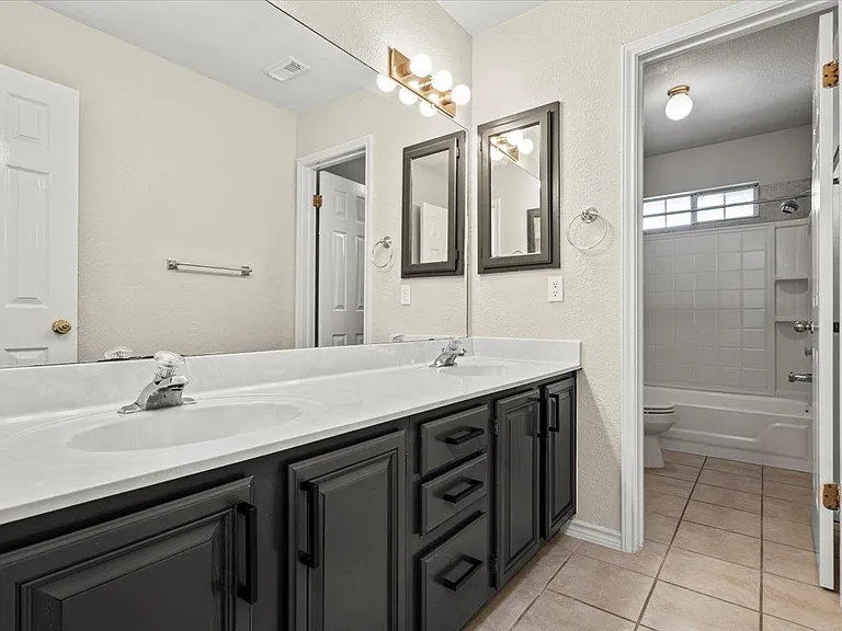 5916 Rickerhill Ln — Photo 22