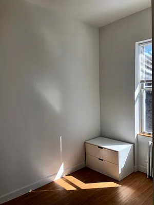 Rented by Nest Seekers International | media 11