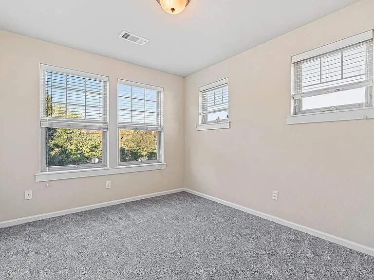 2203 Dollarhide Way — Photo 17