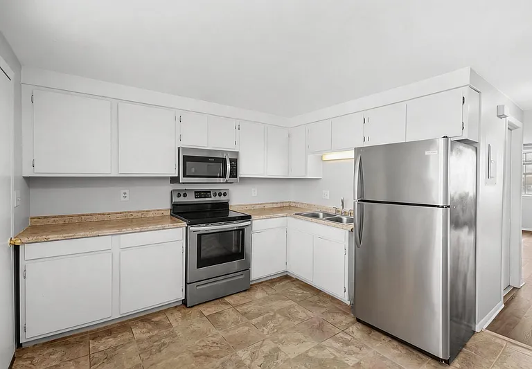 50-62 East St #7B — Photo 3
