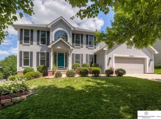 16228 Western Ave, Omaha, NE 68118