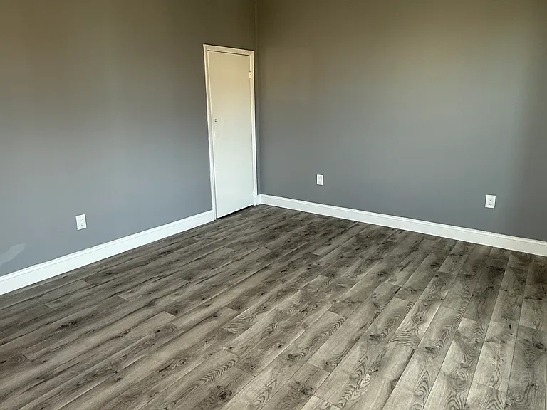 514 Adriatic Ave — Photo 5