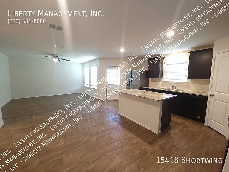 15418 Shortwing — Photo 10