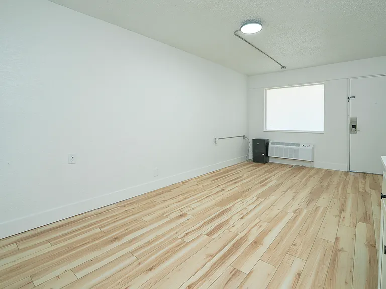 4120 Williams Ave #A — Photo 14