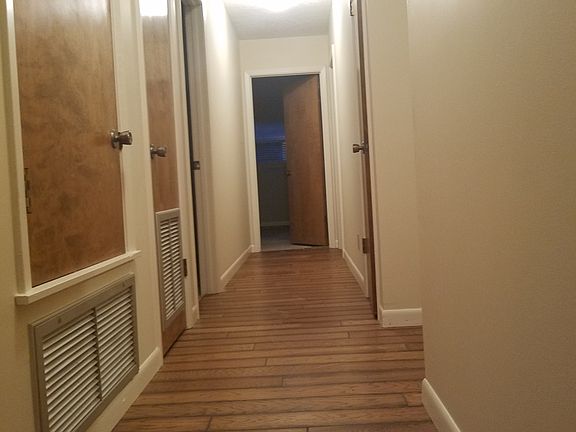 5th image of 1301 Wedgewood St