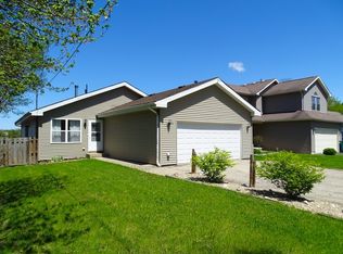 115 North Ave, Wauconda, IL 60084