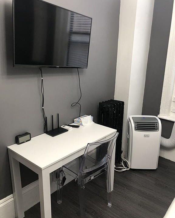 2nd image of 5 Cortes St APT 24