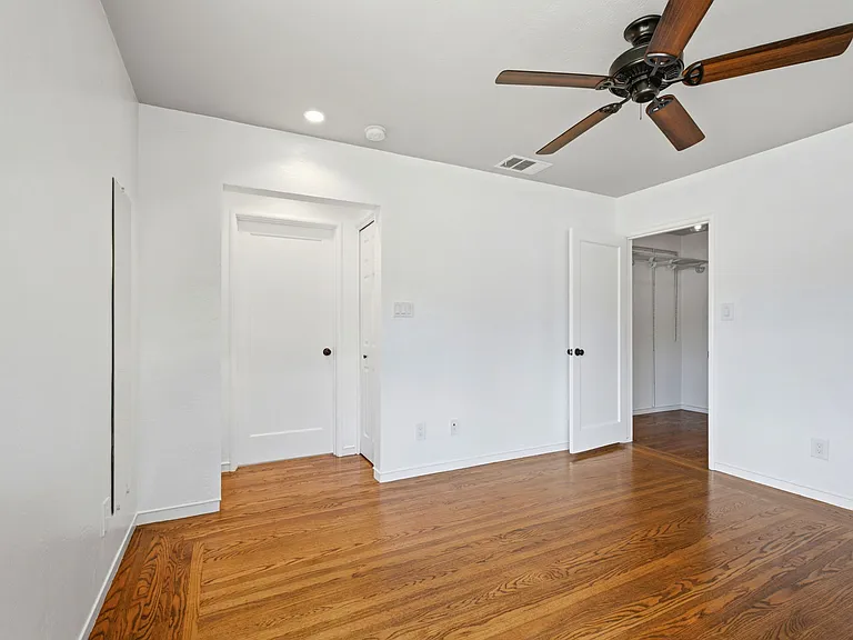 1680 Grove Way — Photo 8
