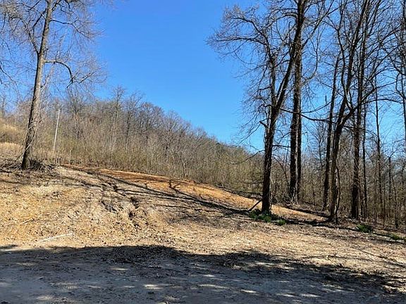 2nd image of 15944 Brownsferry Rd