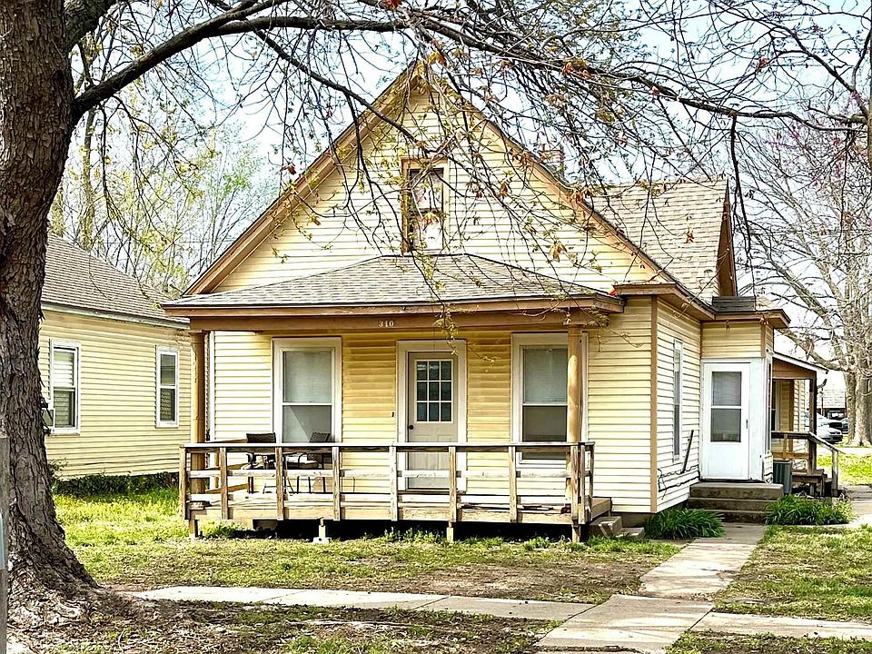 2nd image of 310 SW Hockaday St