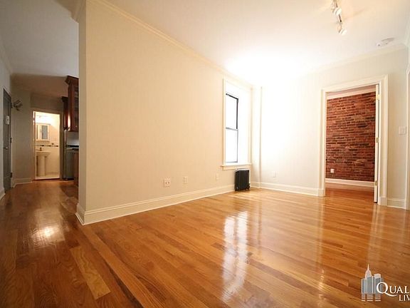 4th image of 10 Morton St APT 5D