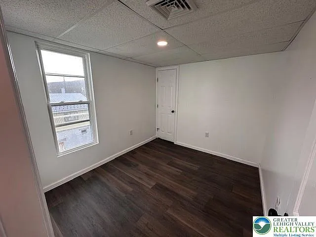 2 bed, 1.0 bath, 1000 sqft, $925 — Photo 3