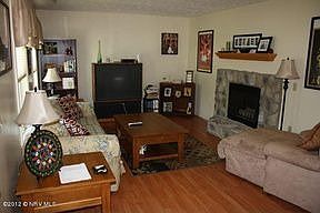2nd image of 565 Tarrytown Rd