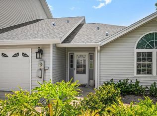 11722 Currie Ln APT E1, Largo, FL 33774