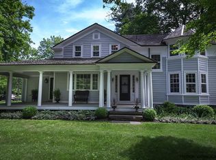 71 Leggett Rd, Stone Ridge, NY 12484