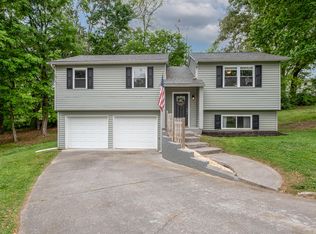 1364 Windamere Rd, Knoxville, TN 37923