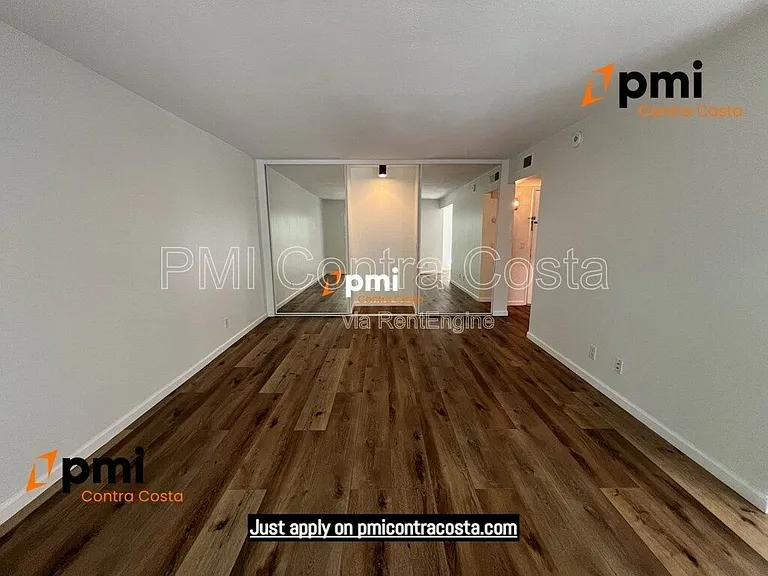 470 N Civic Dr #204 — Photo 4