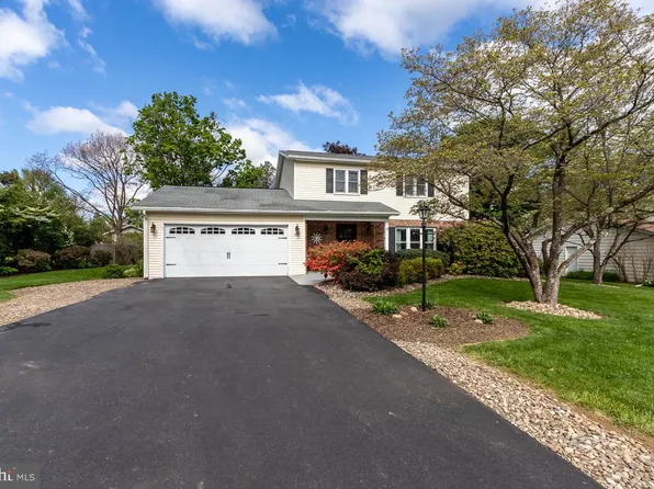 512 Montclair Ln, Boalsburg, PA 16827