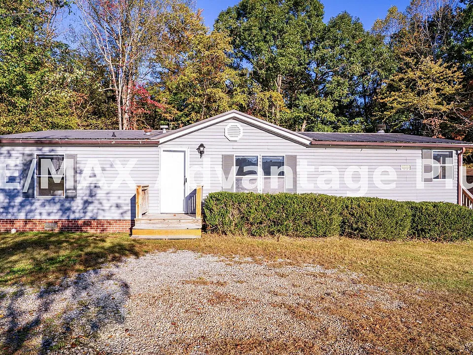 1698 Cumberland Rd