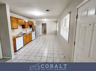 1324 N Manhattan Ave, Manhattan, KS 66502