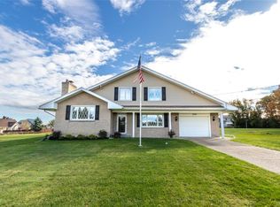 4341 Parker Rd, Hamburg, NY 14075