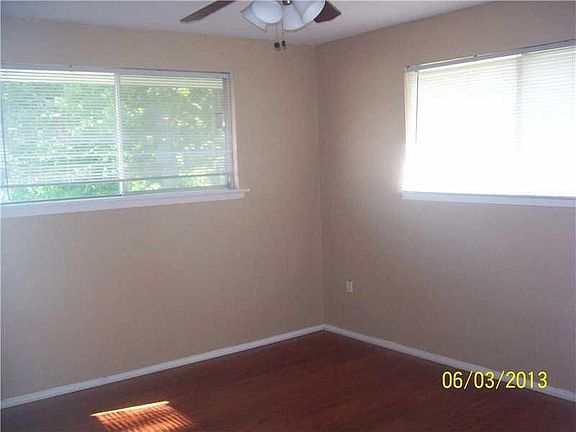 5th image of 4558 Francis Dr