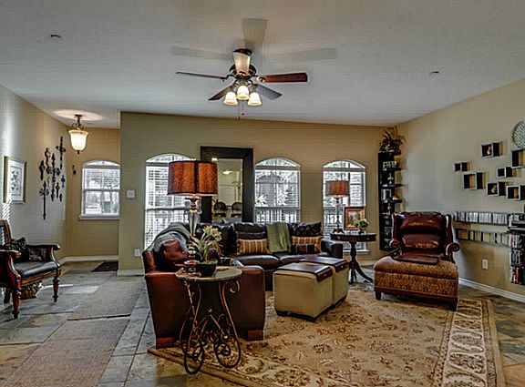 3rd image of 6884 Regello Dr
