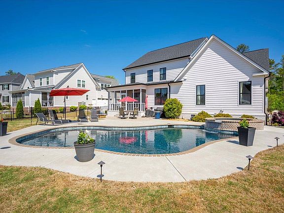 4th image of 1044 Bartram Ridge