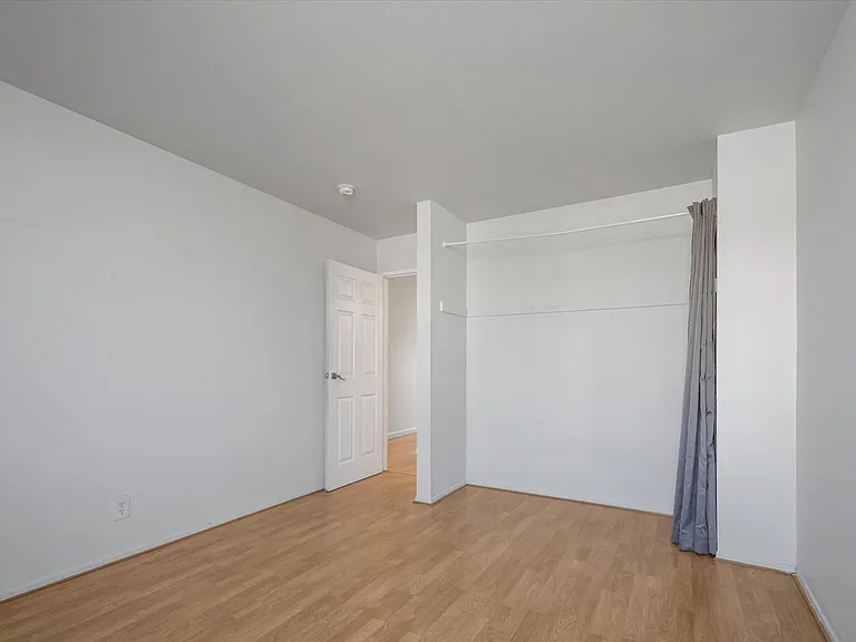 45 Galilee Ln #4 — Photo 15