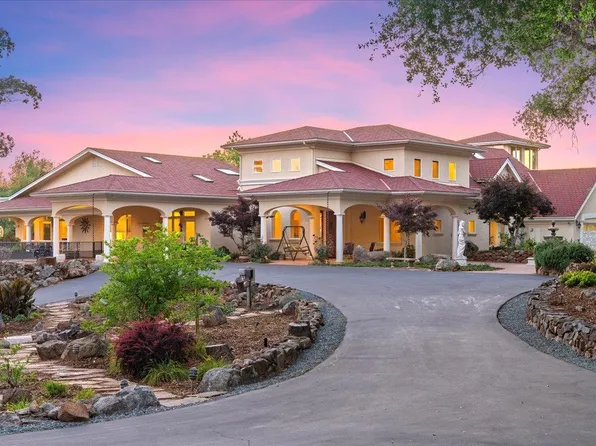 11852 Eddy Ranch Rd, Penn Valley, CA 95946