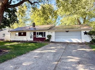 218 Lyndhurst Dr, Piqua, OH 45356