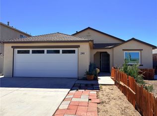 11961 Luna Rd, Victorville, CA 92392
