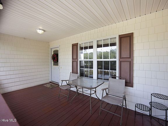 4th image of 1805 W Oak Island Drive