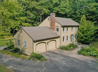 6 Stonehedge Way, North Granby, CT 06060