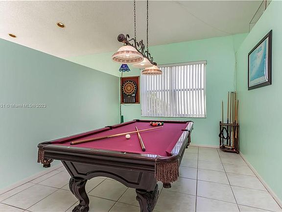 4th image of 17494 SW 22nd St #1