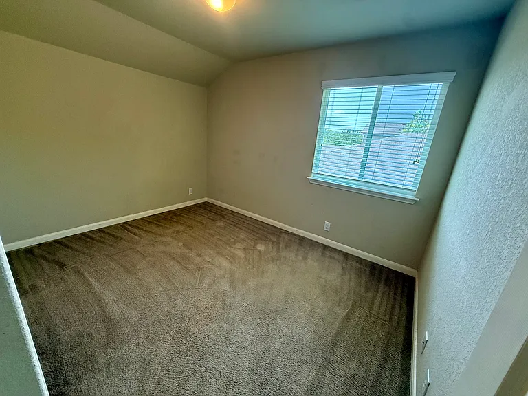2169 Hazelwood Dr — Photo 22