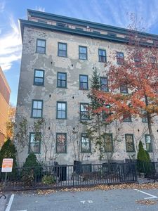 426 Mount Hope St Unit 406, North Attleboro, MA, 02760