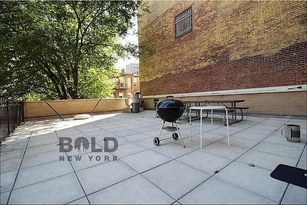 Rented by Compass | media 2