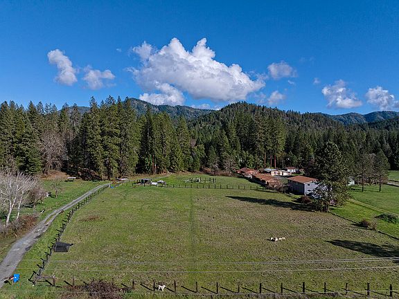 4th image of 6324 E Evans Creek Rd